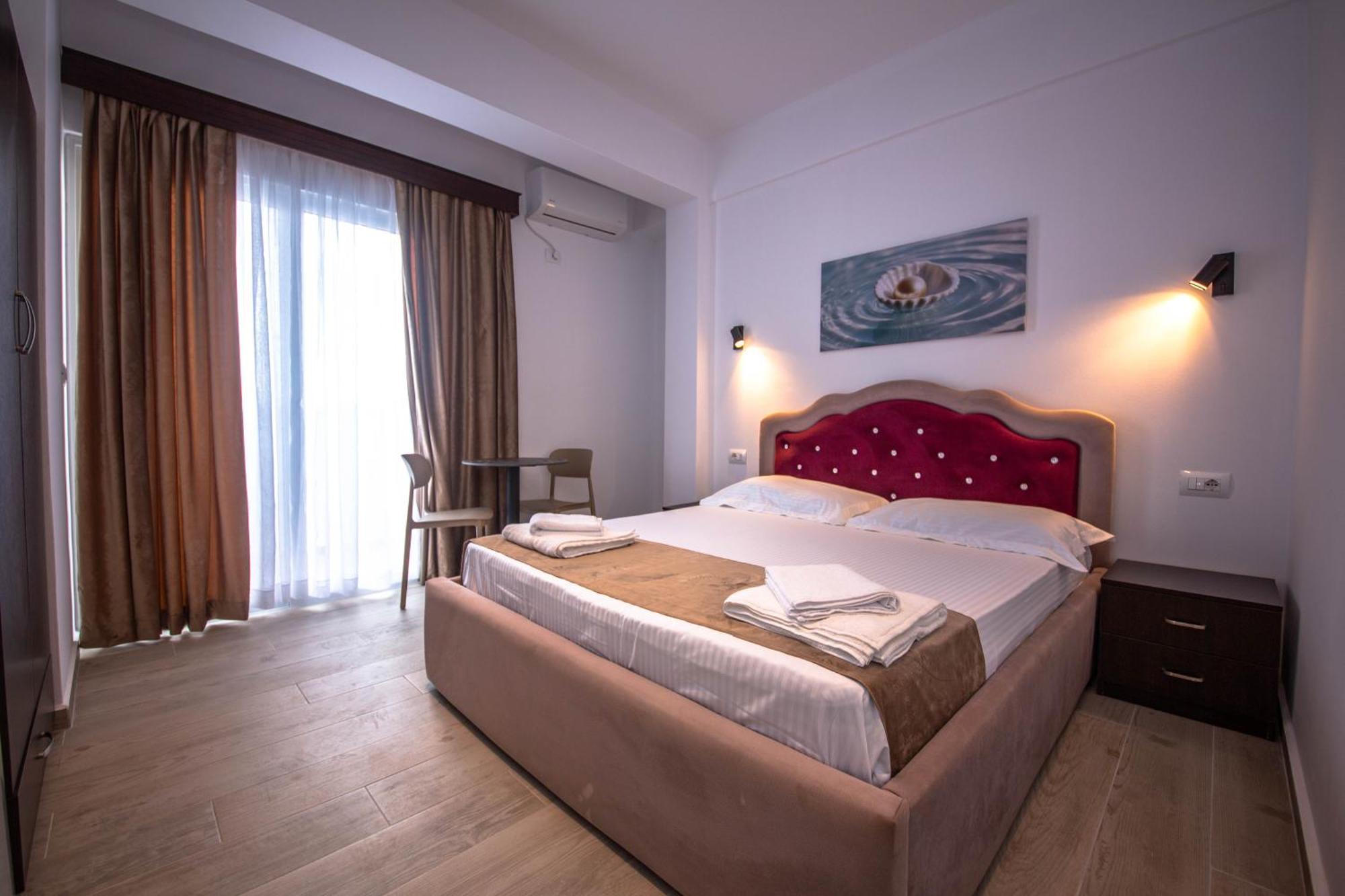 Hotel Perla Εξαμίλιο Εξωτερικό φωτογραφία