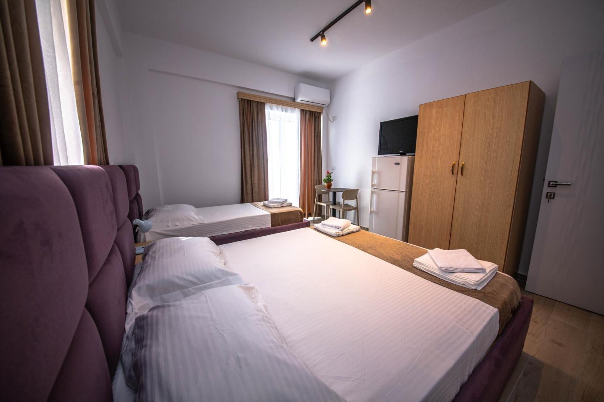 Hotel Perla Εξαμίλιο Εξωτερικό φωτογραφία