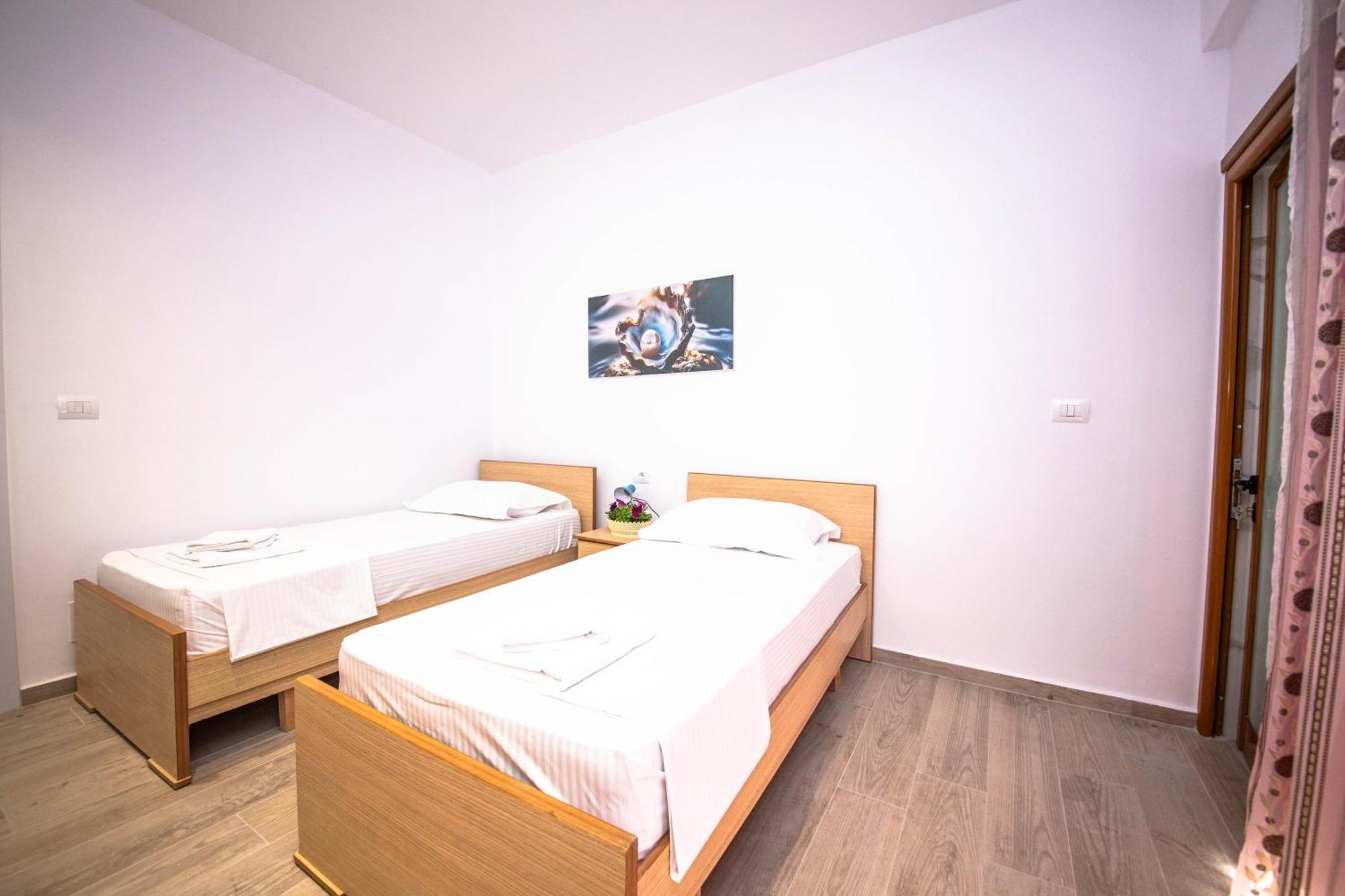 Hotel Perla Εξαμίλιο Εξωτερικό φωτογραφία