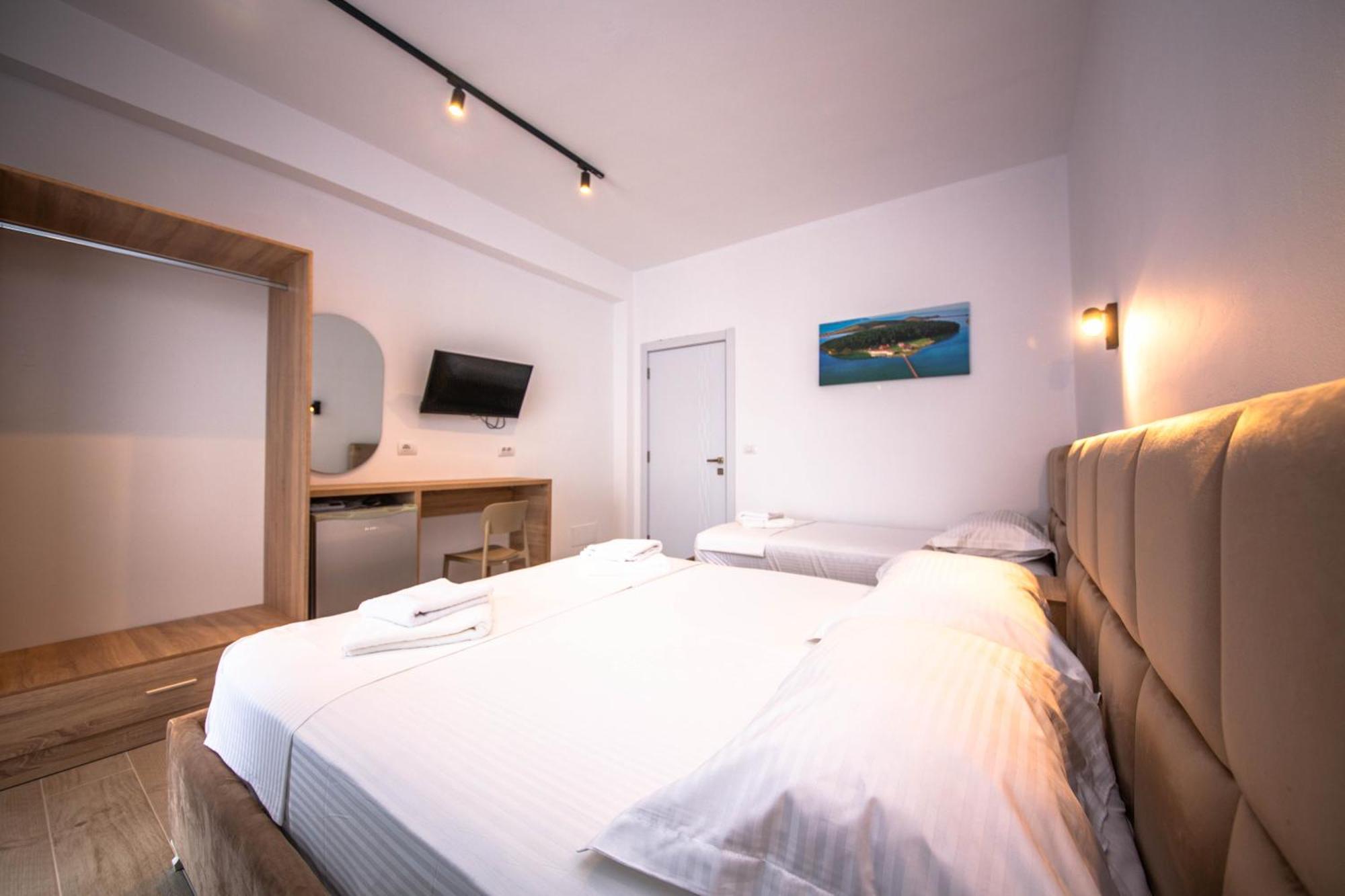 Hotel Perla Εξαμίλιο Εξωτερικό φωτογραφία