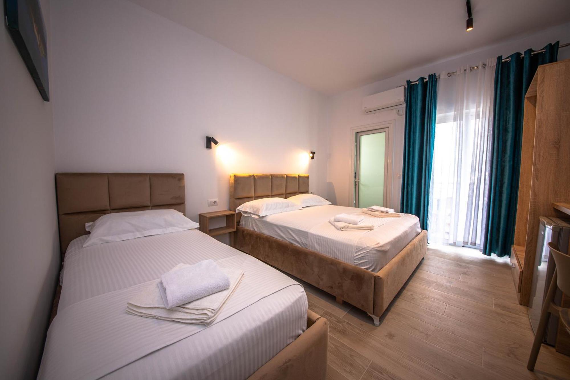 Hotel Perla Εξαμίλιο Εξωτερικό φωτογραφία