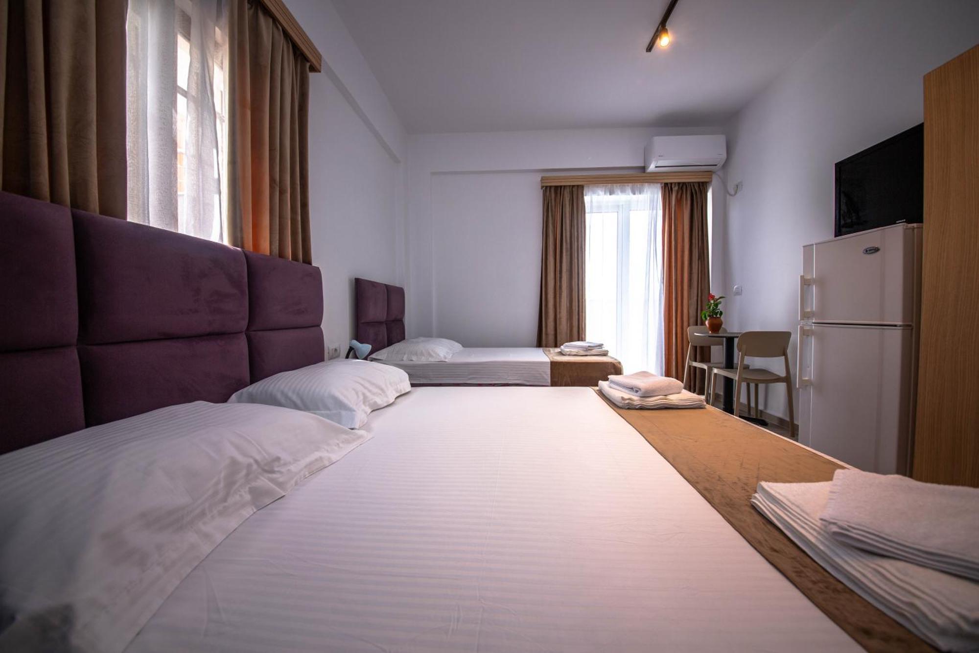 Hotel Perla Εξαμίλιο Εξωτερικό φωτογραφία