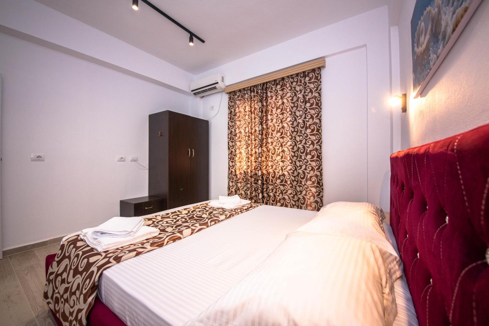 Hotel Perla Εξαμίλιο Εξωτερικό φωτογραφία