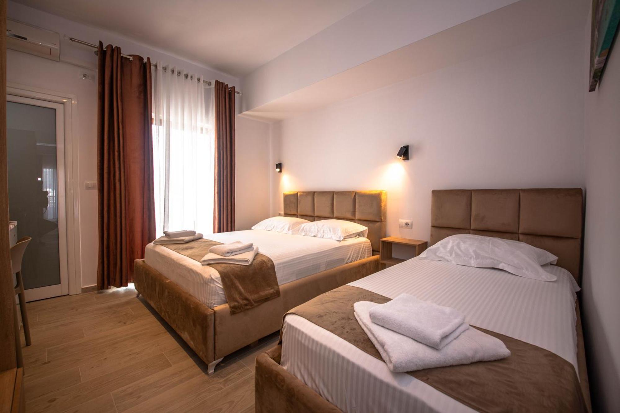 Hotel Perla Εξαμίλιο Εξωτερικό φωτογραφία