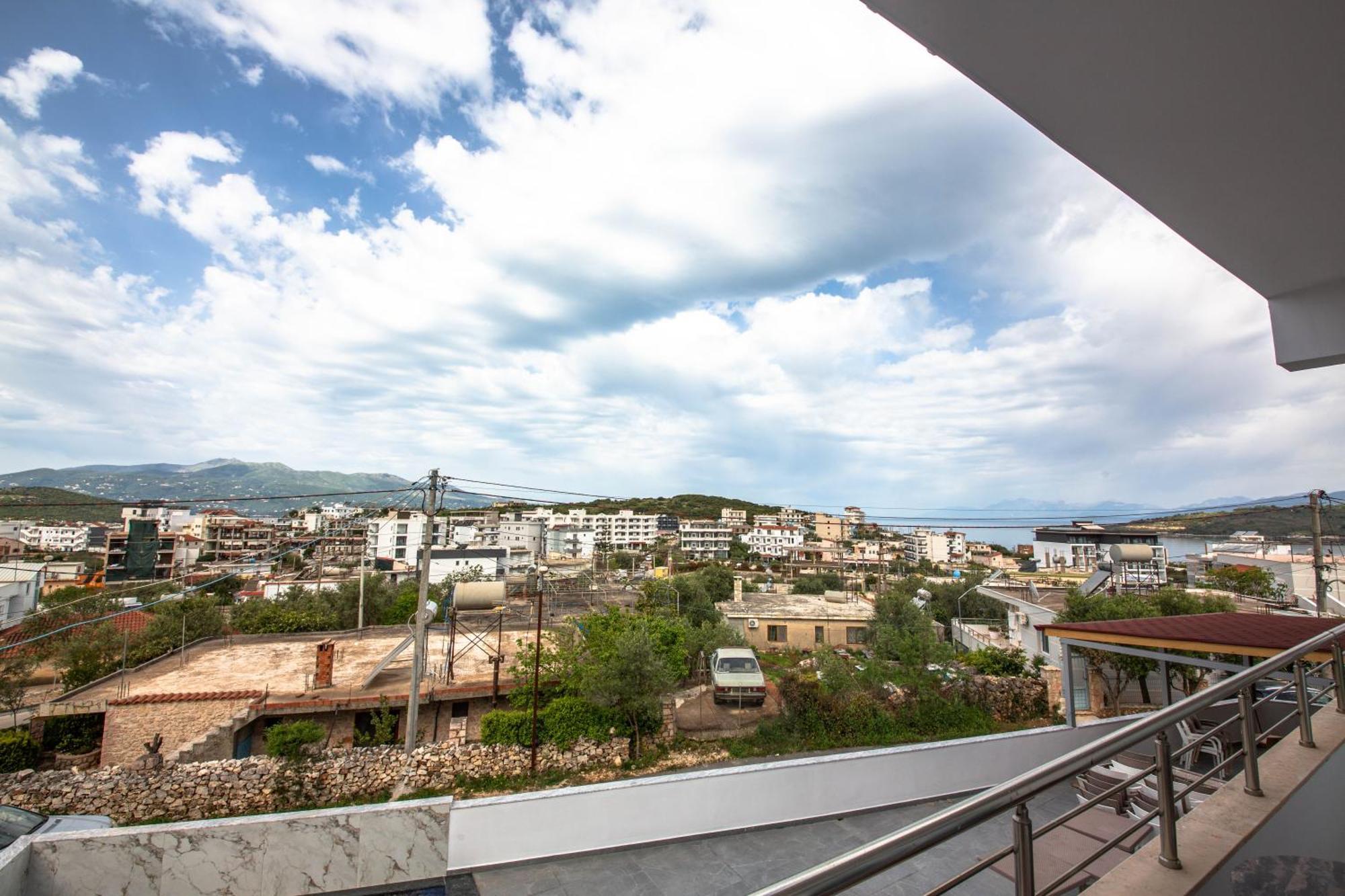 Hotel Perla Εξαμίλιο Εξωτερικό φωτογραφία