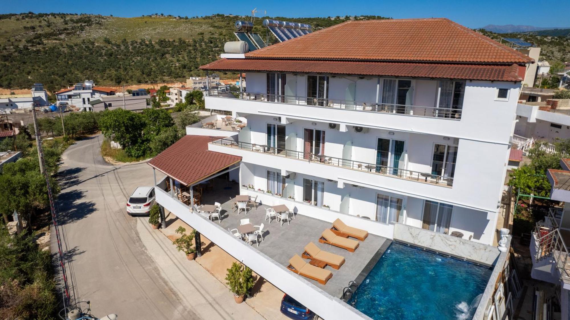 Hotel Perla Εξαμίλιο Εξωτερικό φωτογραφία