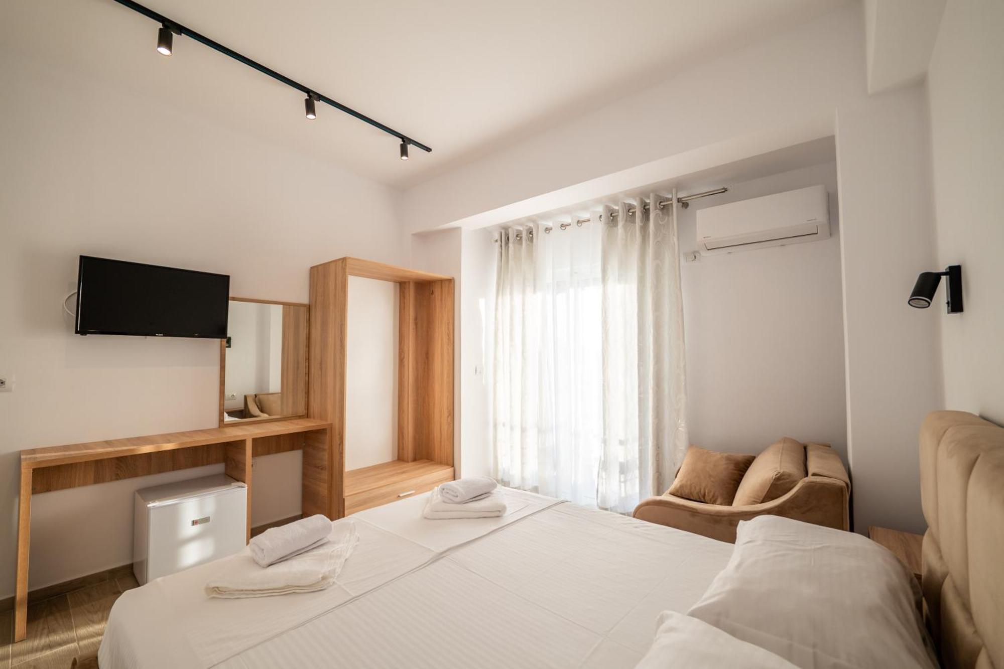 Hotel Perla Εξαμίλιο Εξωτερικό φωτογραφία