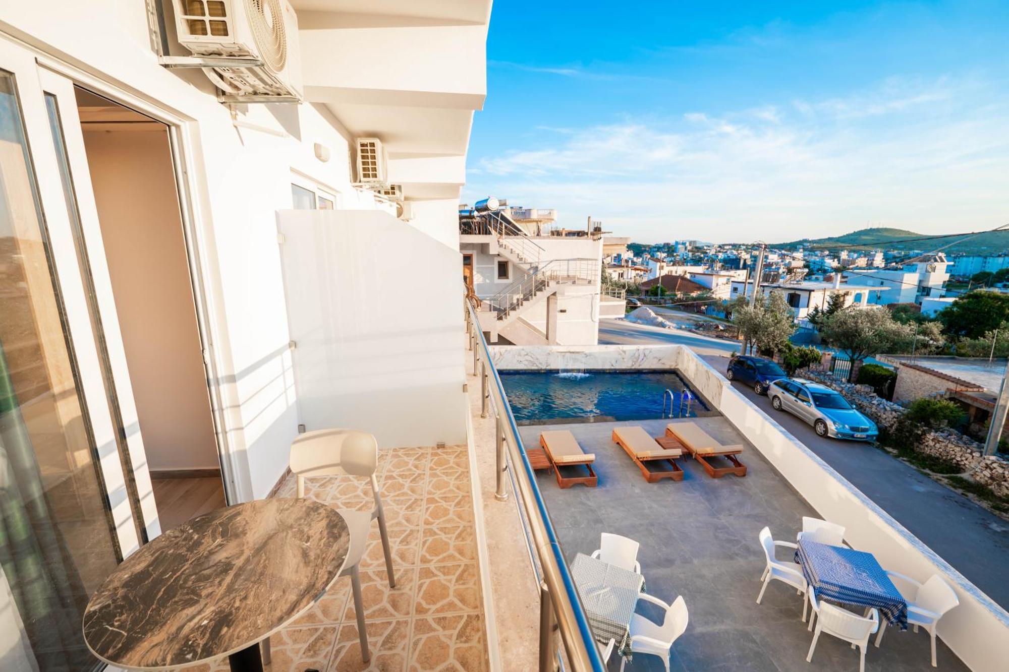 Hotel Perla Εξαμίλιο Εξωτερικό φωτογραφία