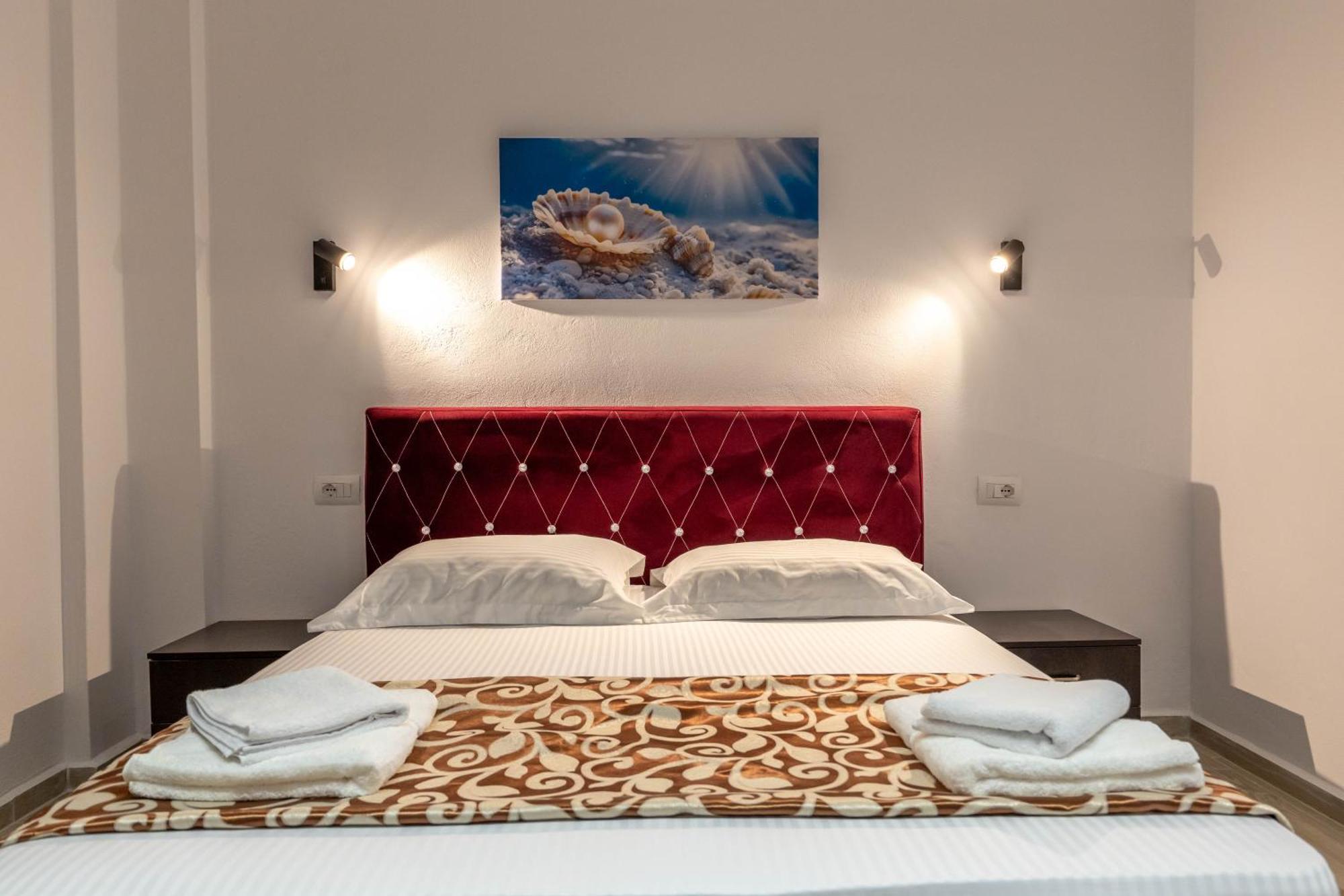 Hotel Perla Εξαμίλιο Εξωτερικό φωτογραφία